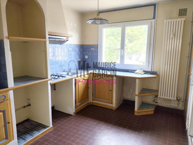 Appartement - 85 m² - 3 pièces