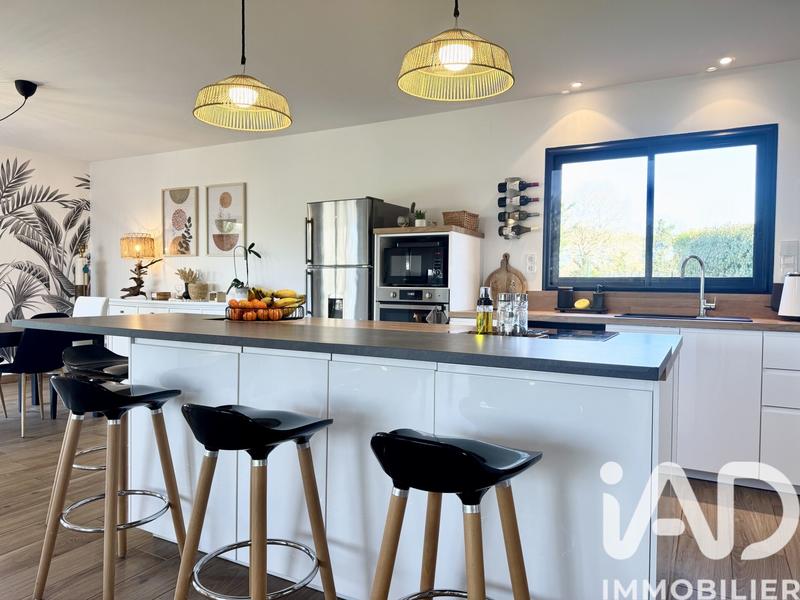 Maison - 134 m² - 6 pièces