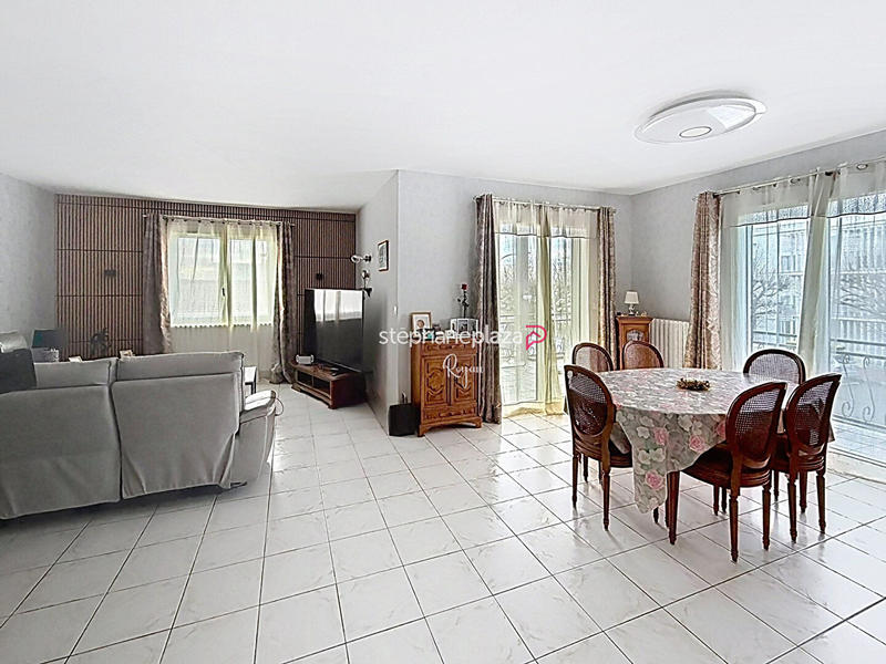 Maison - 160 m² - 7 pièces