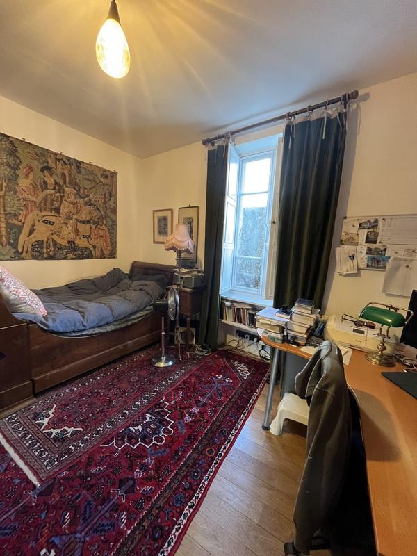 Maison - 240 m² - 10 pièces