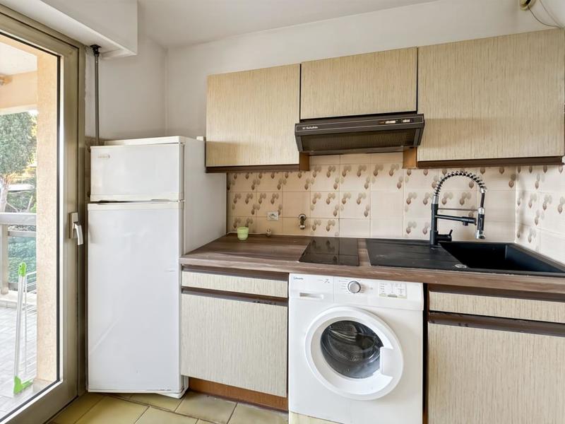 Studio - 30 m² - 1 pièce