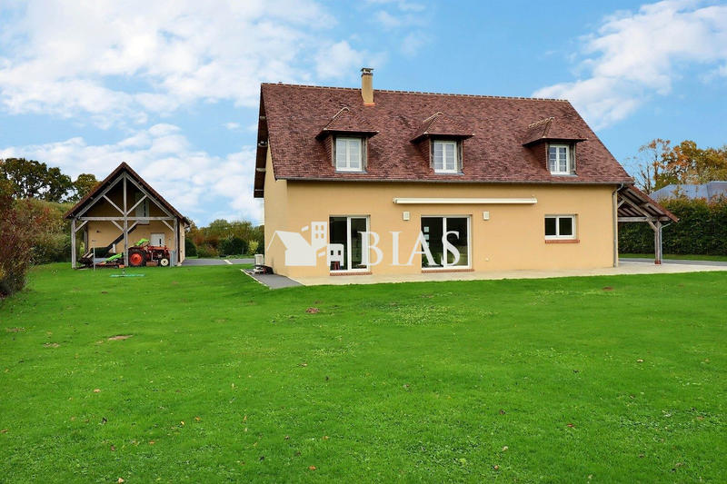 Maison - 161 m² - 5 pièces