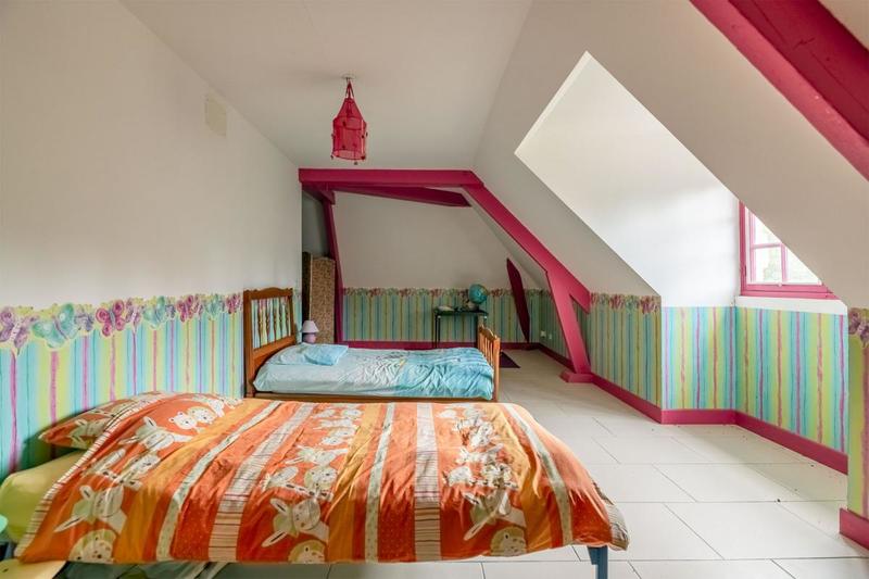 Maison - 307 m² - 11 pièces