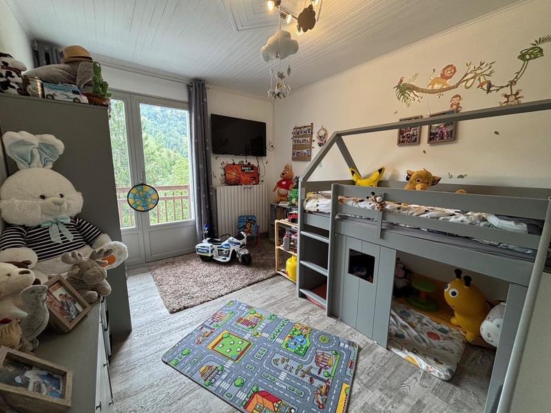 Maison traditionnelle - 164 m² - 6 pièces