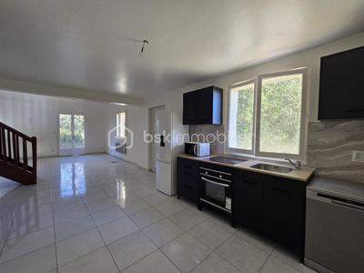 Maison - 130 m² - 4 pièces