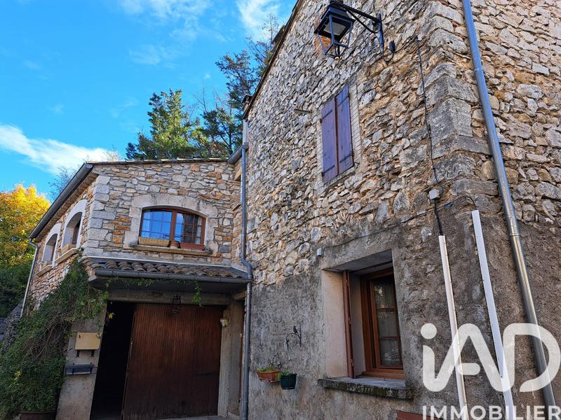 Maison de village - 102 m² - 6 pièces
