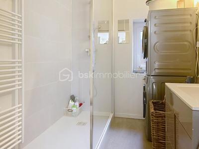 Immeuble - 174 m² - 8 pièces