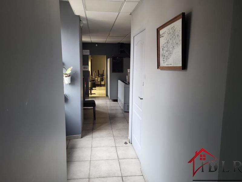 Local commercial - 300 m²