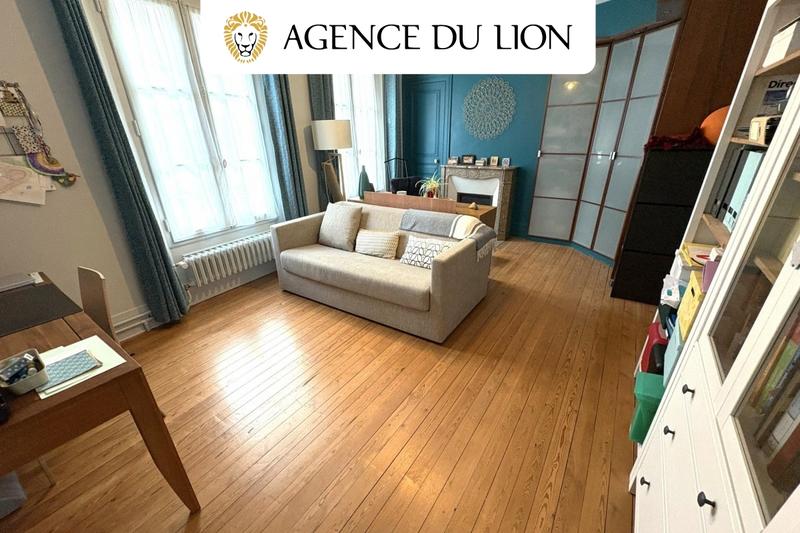 Maison - 151 m² - 7 pièces