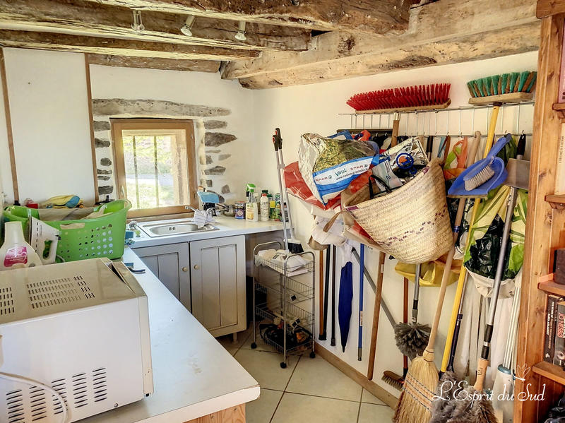 Maison - 287 m² - 14 pièces