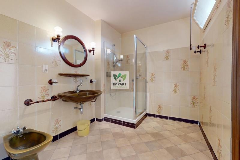 Maison ancienne - 117 m² - 5 pièces