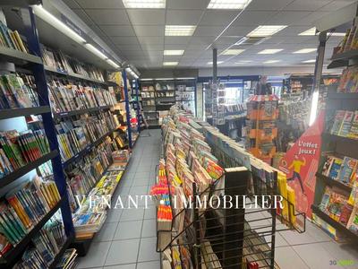 Fonds de commerce - Magasins - 92 m²