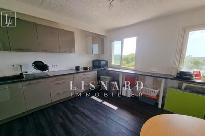 Appartement - 76 m² - 4 pièces