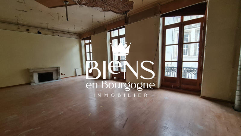 Appartement - 90 m² - 3 pièces