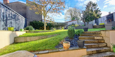 Maison - 200 m² - 7 pièces