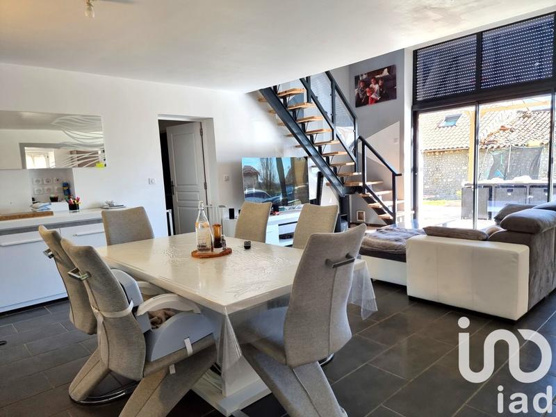 Maison de village - 222 m² - 8 pièces