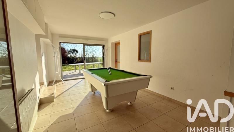 Maison - 209 m² - 8 pièces