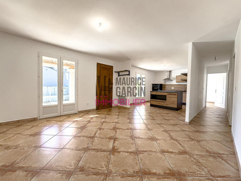 Maison traditionnelle - 101 m² - 4 pièces