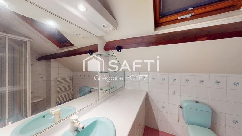 Maison - 236 m² - 9 pièces