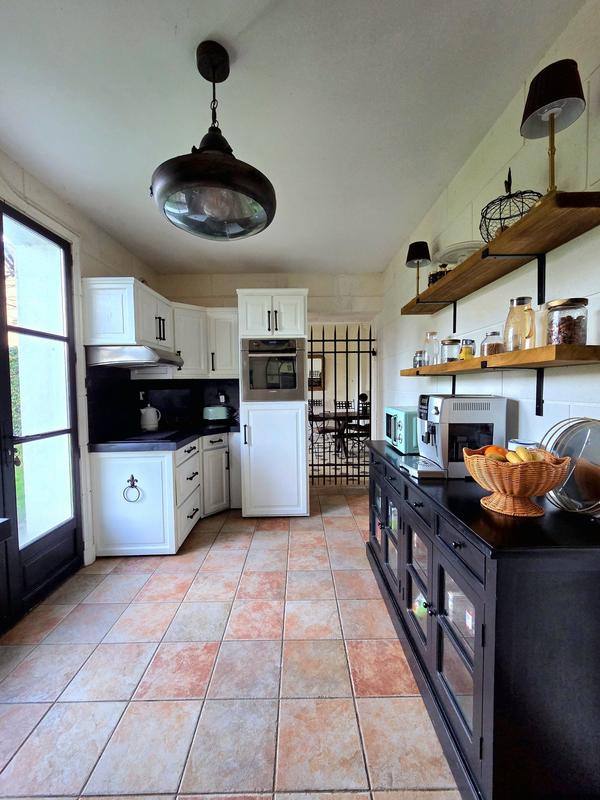 Maison - 206 m² - 10 pièces