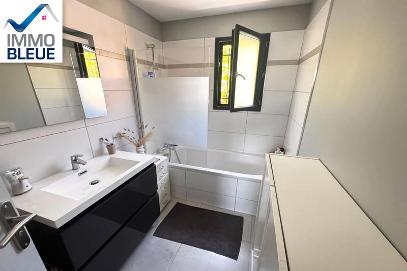 Maison - 66 m² - 3 pièces