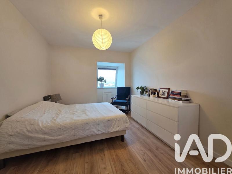 Appartement - 90 m² - 4 pièces