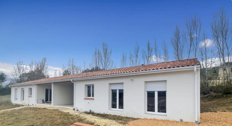 Maison - 96 m² - 4 pièces