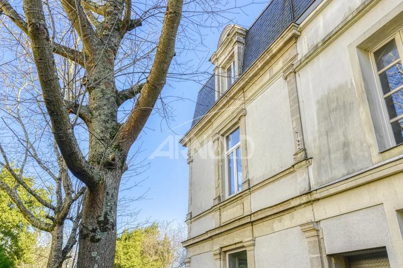 Bureau - 500 m² - 17 pièces