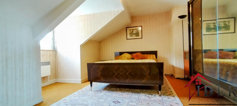 Maison - 93 m² - 5 pièces