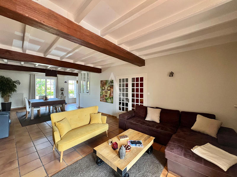 Maison - 136 m² - 6 pièces