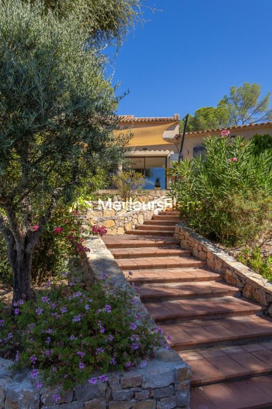 Propriété - 258 m² - 8 pièces