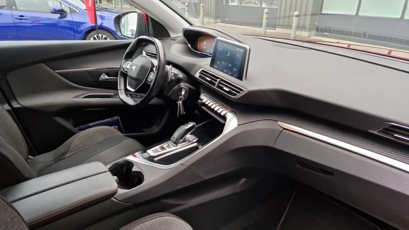 Peugeot 3008 Business bluehdi 130ch ss eat8 active