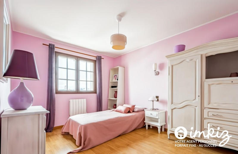 Maison - 161 m² - 6 pièces