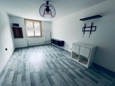 Maison - 171 m² - 7 pièces