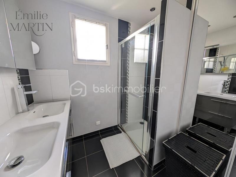 Maison - 111 m² - 5 pièces