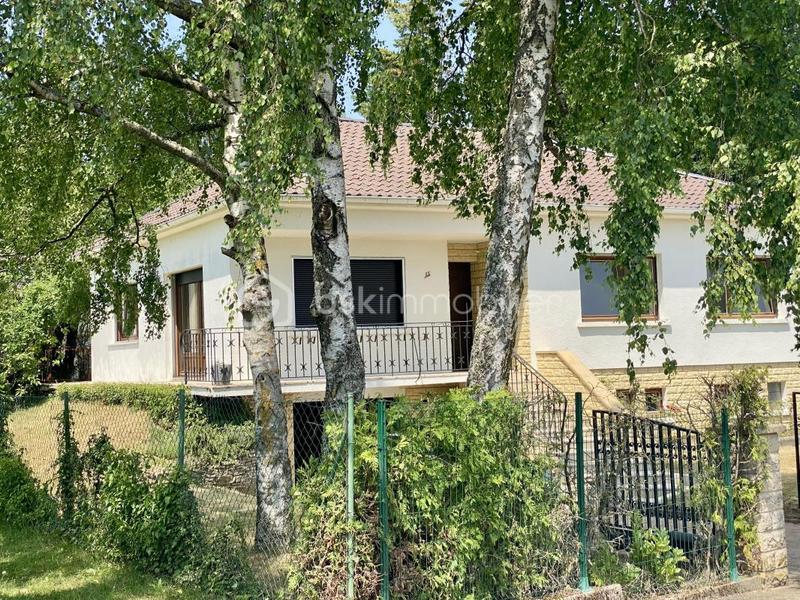 Pavillon - 110 m² - 5 pièces