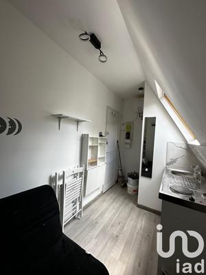 Studio - 6 m² - 1 pièce
