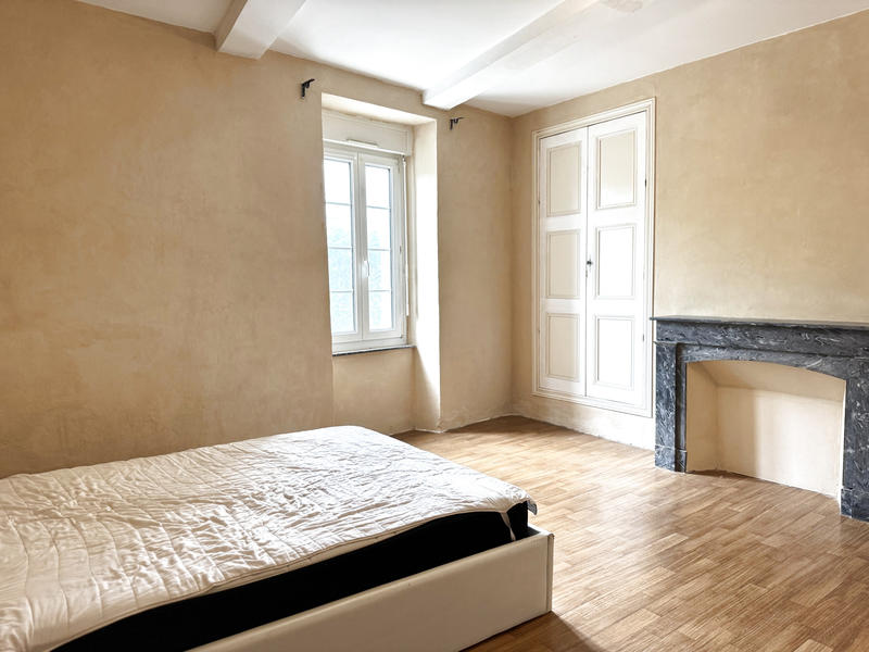 Maison - 104 m² - 4 pièces