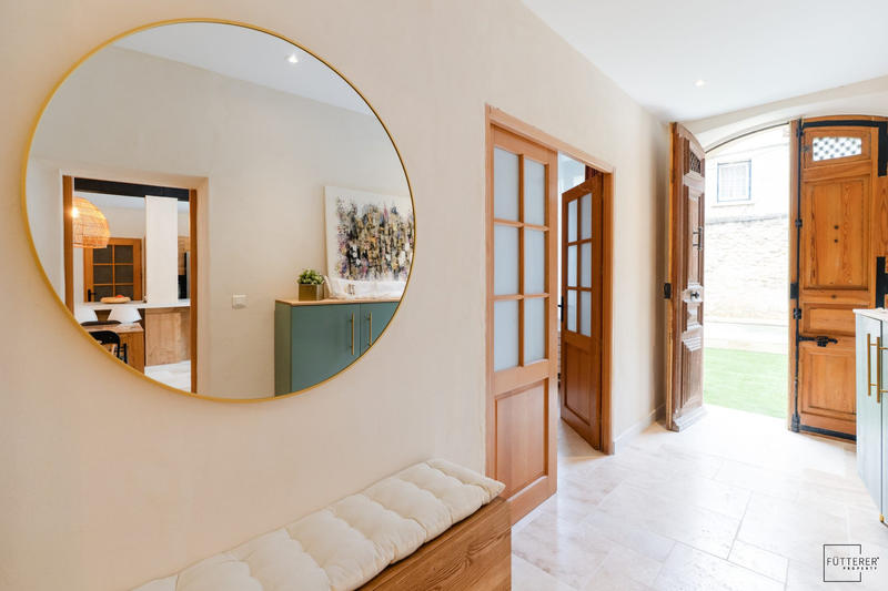 Villa - 220 m² - 6 pièces