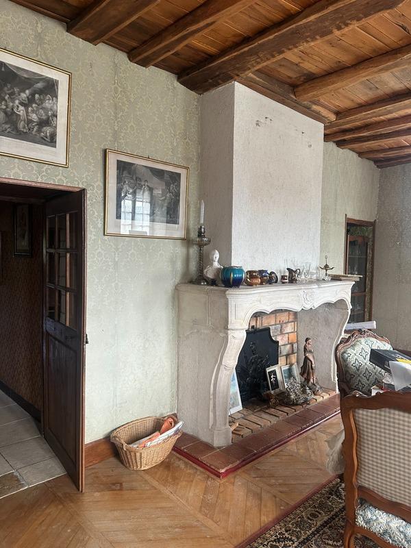 Maison - 218 m² - 8 pièces