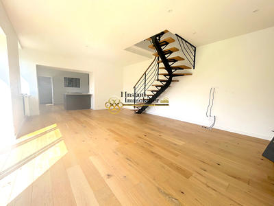 Maison - 102 m² - 5 pièces