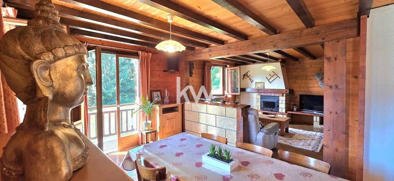 Châlet - 254 m² - 7 pièces