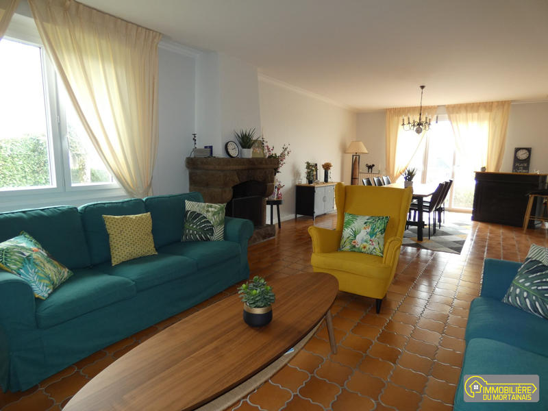 Maison - 212 m² - 5 pièces