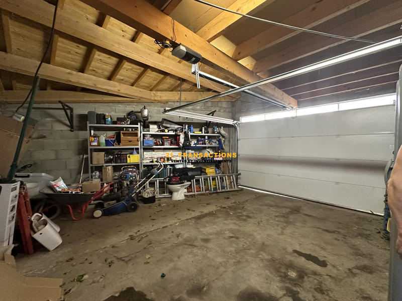 Maison traditionnelle - 169 m² - 6 pièces