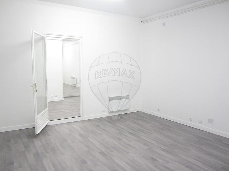 Local commercial - 53 m² - 2 pièces