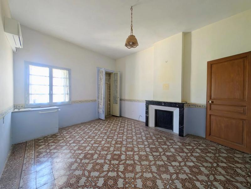 Maison - 260 m² - 9 pièces