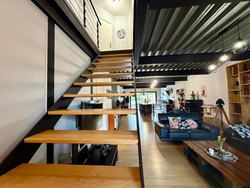 Maison - 151 m² - 6 pièces