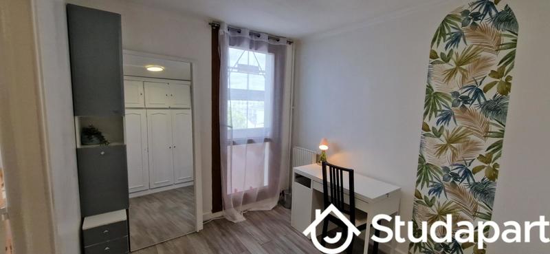 Chambre - 9 m² - 1 pièce