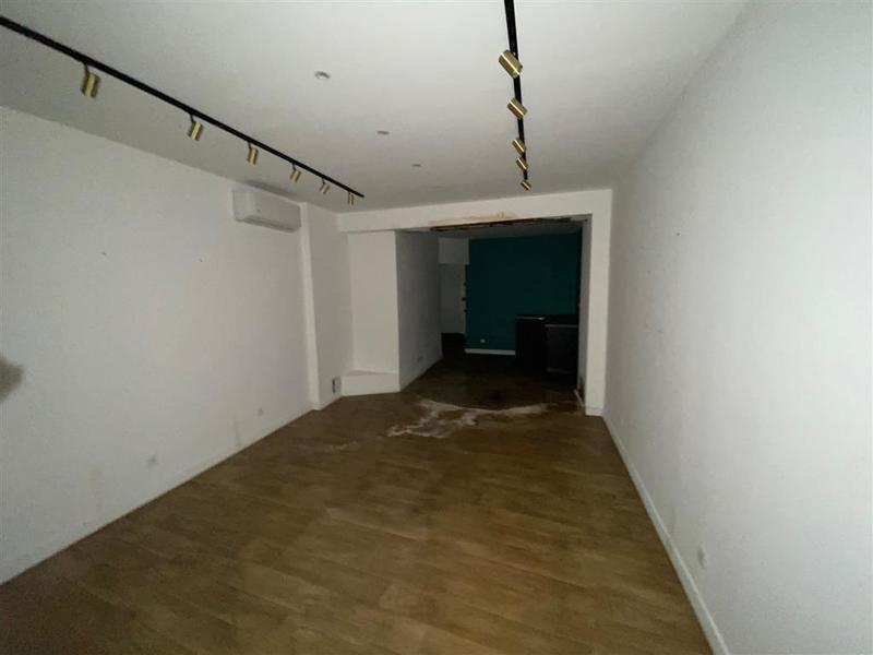 Local commercial - 68 m²