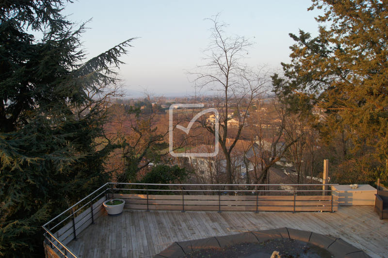 Maison - 178 m² - 7 pièces